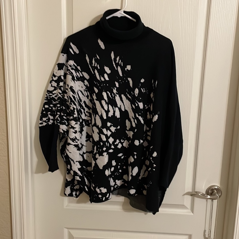 Alfani turtle neck oversized sweater